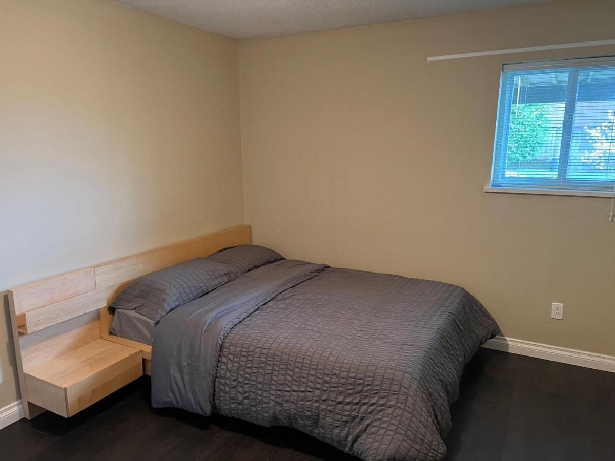One Bedroom, One Living Room, One Kitchen And One Bathroom With Independent Access Ρίτσμοντ Εξωτερικό φωτογραφία